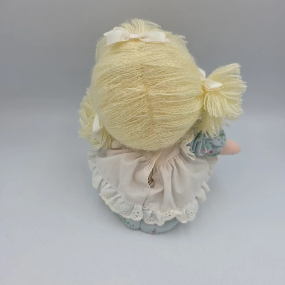 Precious Moments Applause 1991 ‎ Happy Mother's Day Musical Caroline Doll Moves
